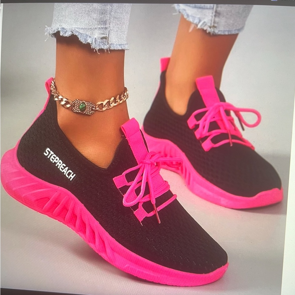 Women's Black and Pink Slip-On Sneakers Size 40